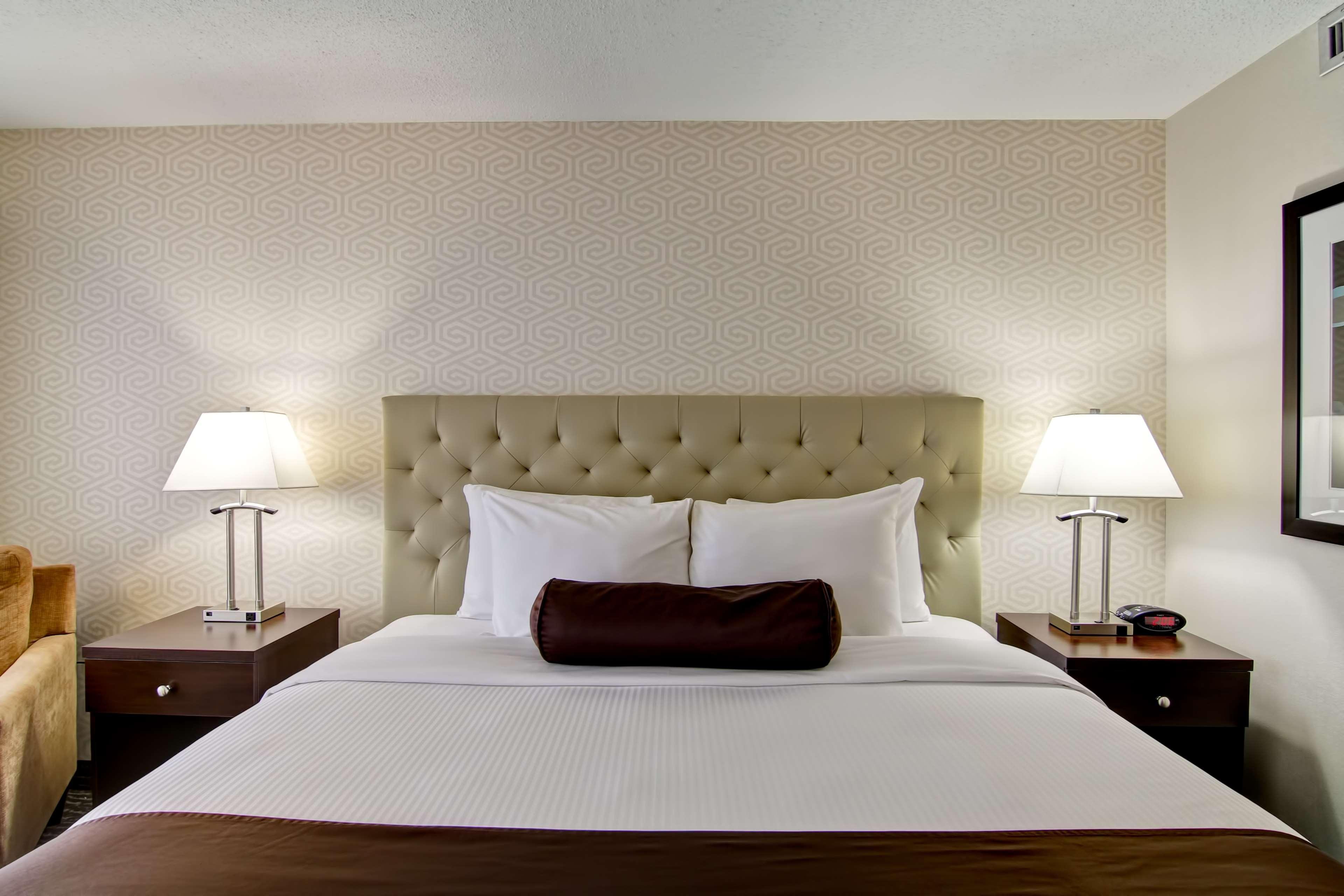 Best Western Cedar Park Inn Edmonton Bagian luar foto