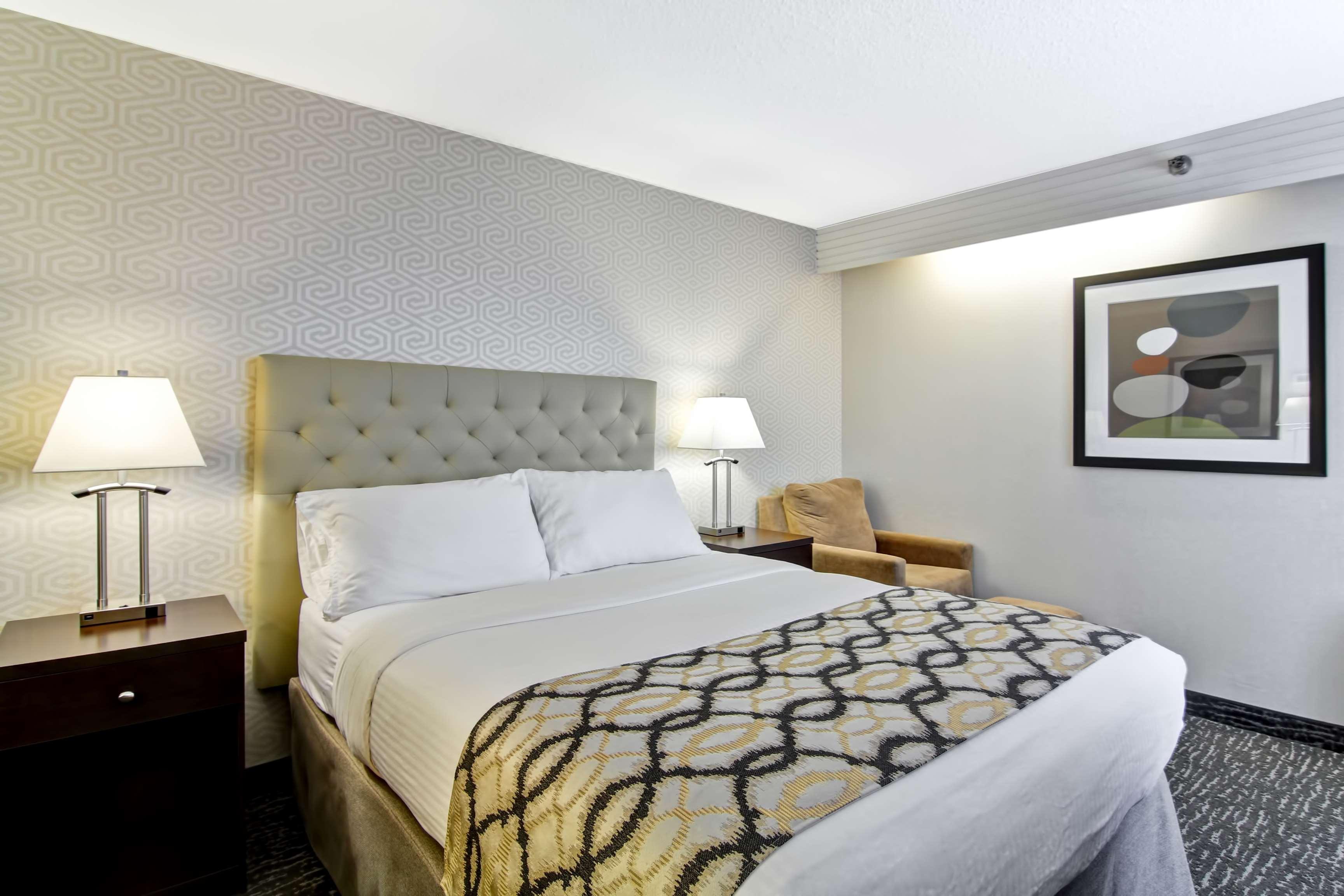 Best Western Cedar Park Inn Edmonton Bagian luar foto