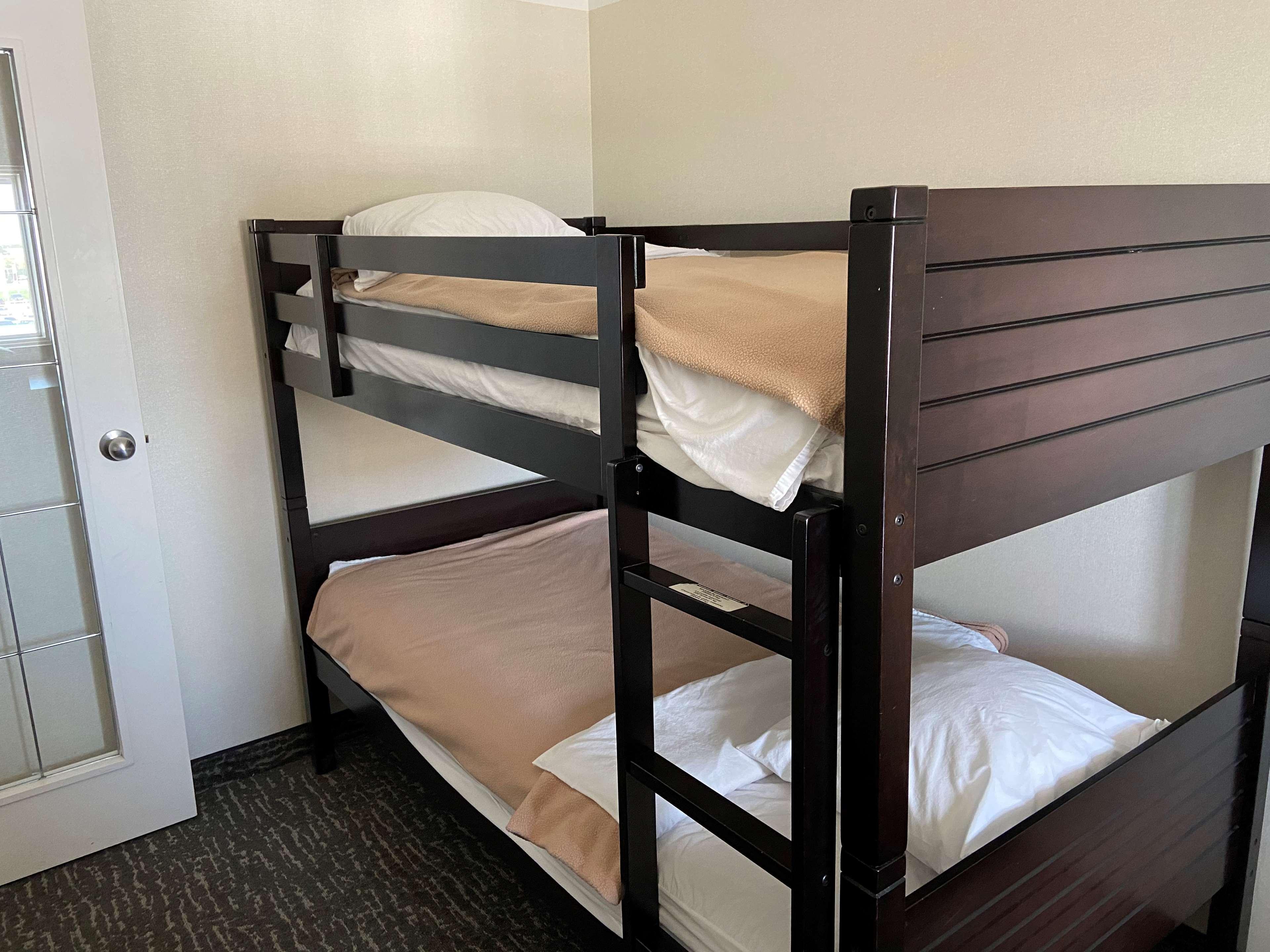 Best Western Cedar Park Inn Edmonton Bagian luar foto