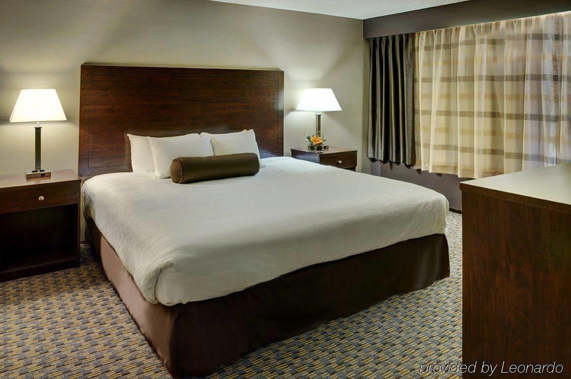 Best Western Cedar Park Inn Edmonton Bagian luar foto
